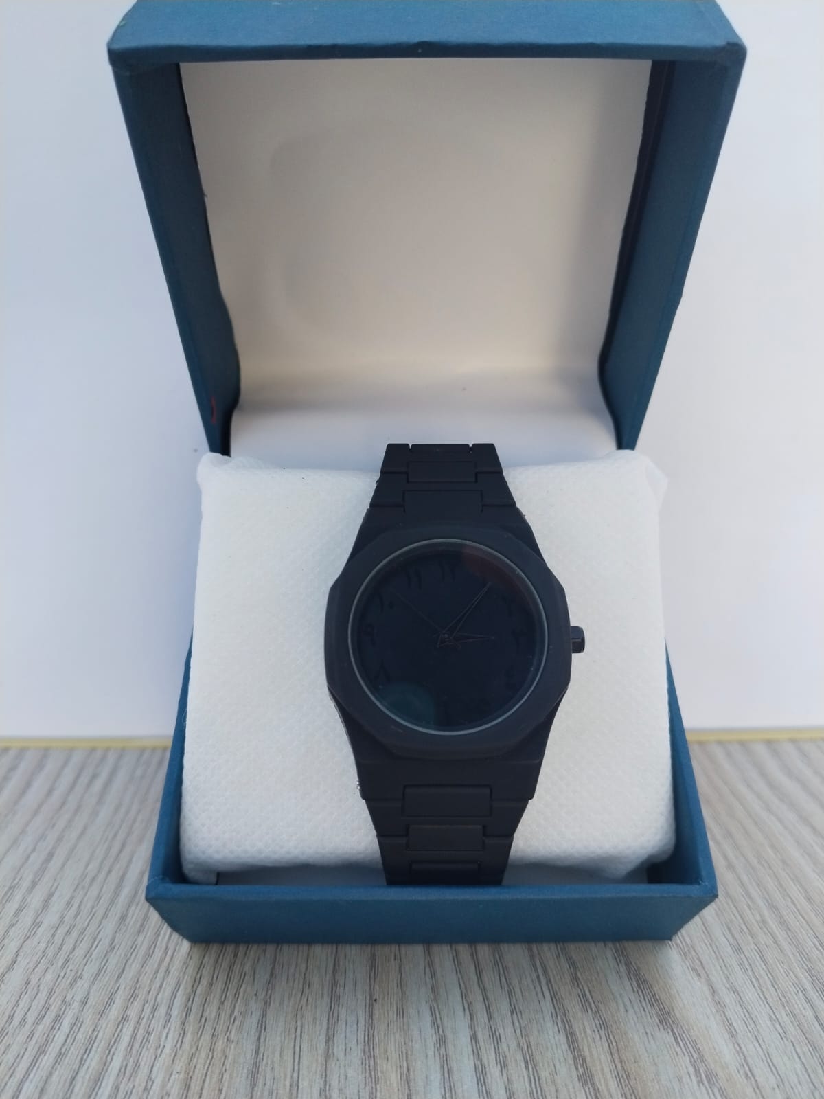 Black Aura Watch & Touch Screen Earbuds Combo