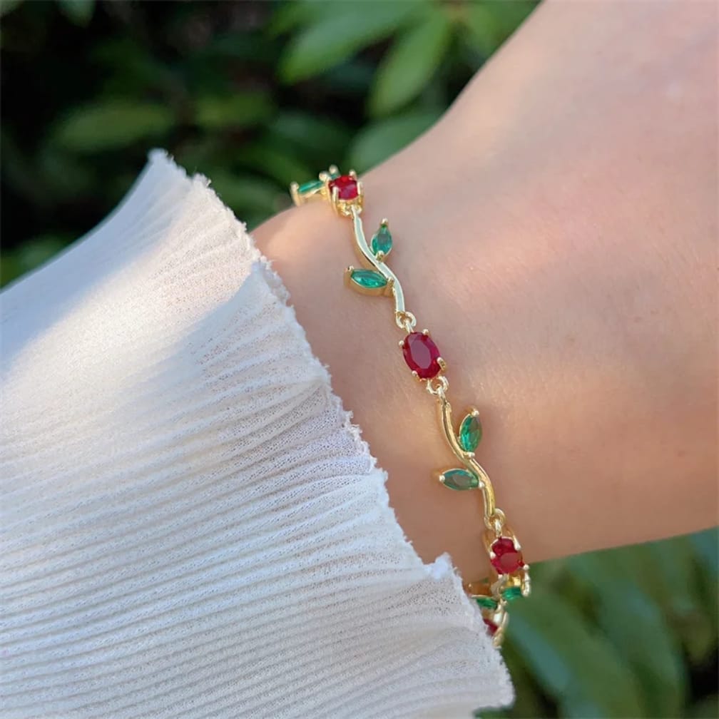 Elegant Floral Bracelet
